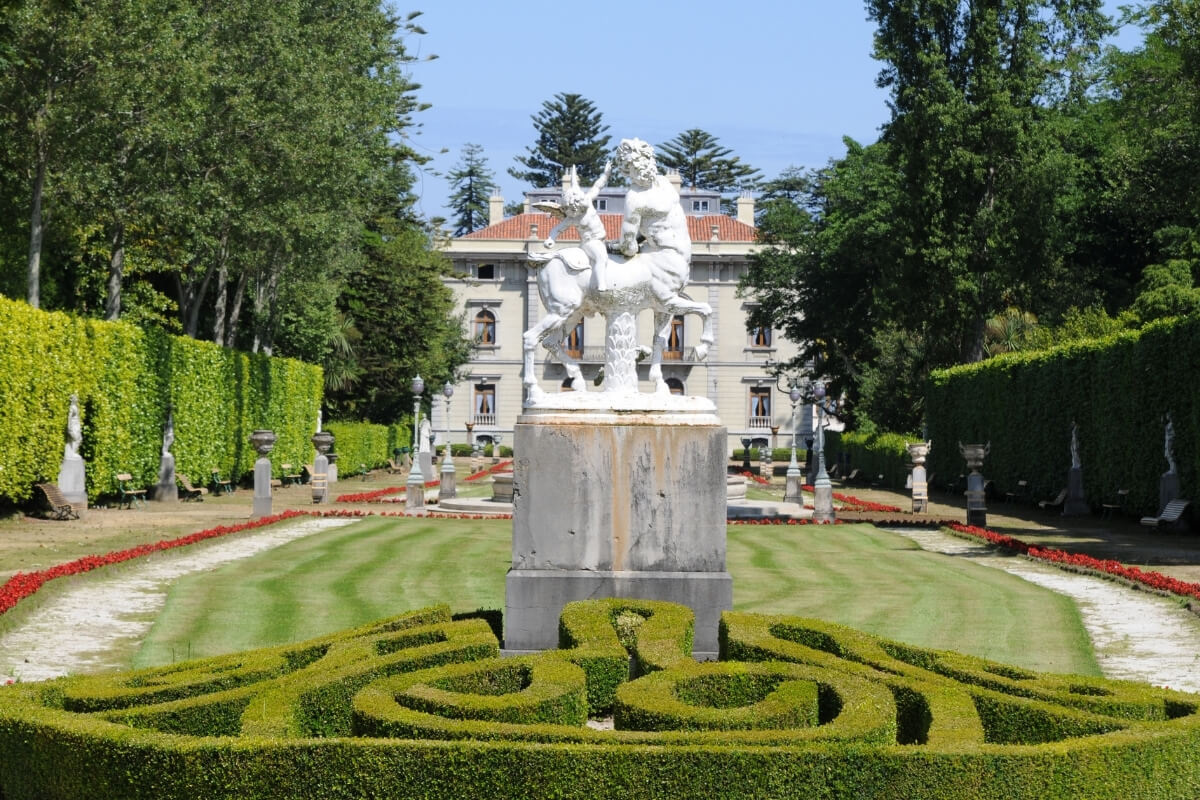 Palacio de Selgas - Pueblos Asturianos