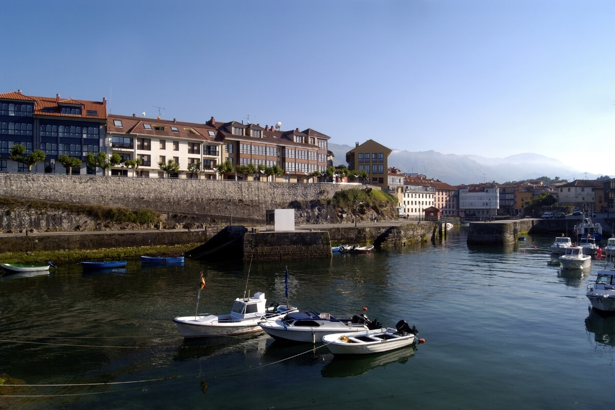 Puerto de Llanes