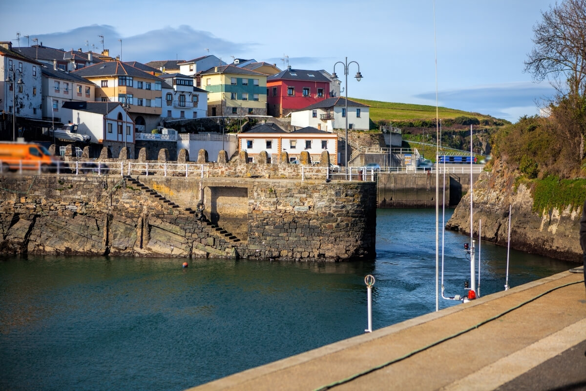 Puerto de Vega