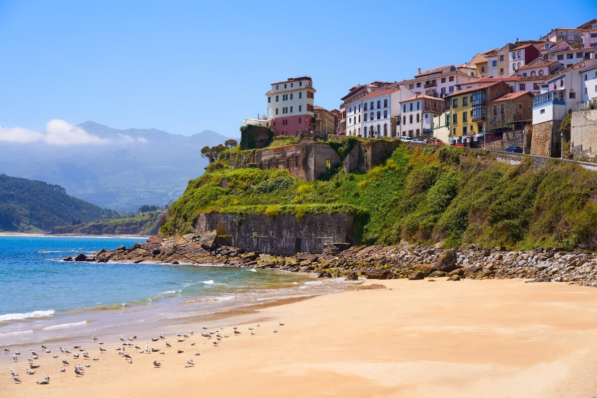 Playa de Lastres