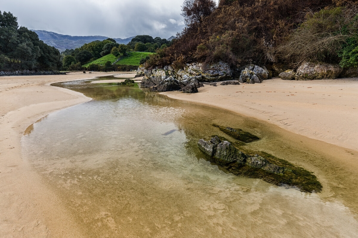 Playa de Poo - Pueblos Asturianos