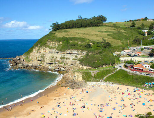 Playa de La Ñora, en Villaviciosa, Asturias